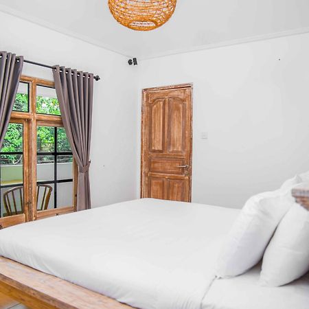 Bali Invest Living Ξενοδοχείο Canggu Εξωτερικό φωτογραφία